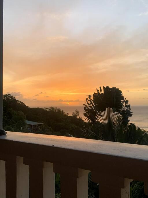 Hilltop South - Villa Bougainville Takamaka Exterior foto
