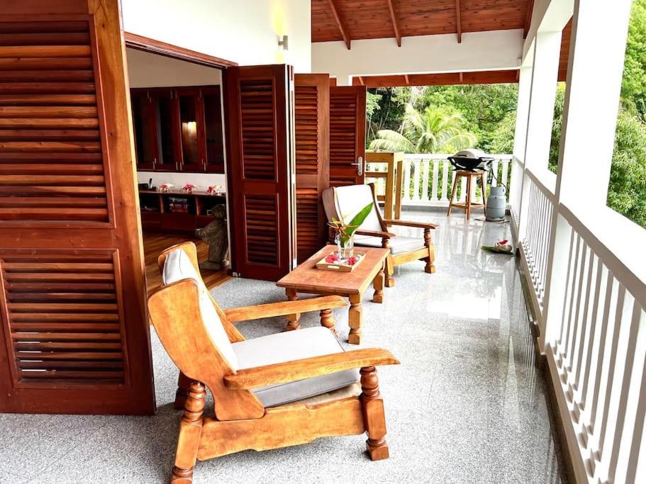Hilltop South - Villa Bougainville Takamaka Exterior foto